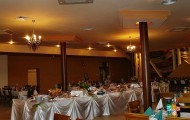 Dom weselny "Pod Ulubionym Jaworem" Jawor Noclegi Wesela Catering Imprezy Restauracja1