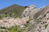 Castelmezzano, miejscowość i gmina we Włoszech, w regionie Basilicata, w prowincji Potenza