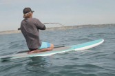 SUP (stand-up paddle board) stań na desce i wiosłuj.