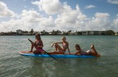SUP (stand-up paddle board) stań na desce i wiosłuj.