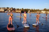 SUP (stand-up paddle board) stań na desce i wiosłuj.