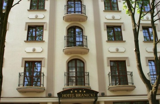 Hotel Branicki Białystok Pokoje Restauracja Konferencje Przyjęcia 1