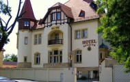 Hotel Pałacyk Legnica/Noclegi/Restauracja/Domowa Kuchnia/Konferencje/Imprezy Okolicznościowe1