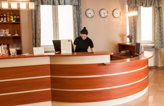 Hotel Arkadia Legnica Noclegi Konferencje Atrakcje Restauracja Catering1