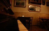 Restauracja Zaścianek-pianino