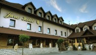JURA HOTEL budynek główny, Jura - Hotel - Kroczyce - k\Zawiercia - Noclegi - Pokoje - Restauracja -