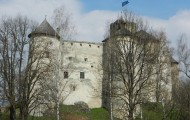 Zamek W Niedzicy\Atrakcje Małopolski\Zwiedzanie\Góry\Karpaty 2