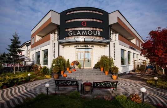 Instytut Glamour Przeźmierowo k/Poznania6Hotele Restauracje SPA Konferencje Pizzerie
